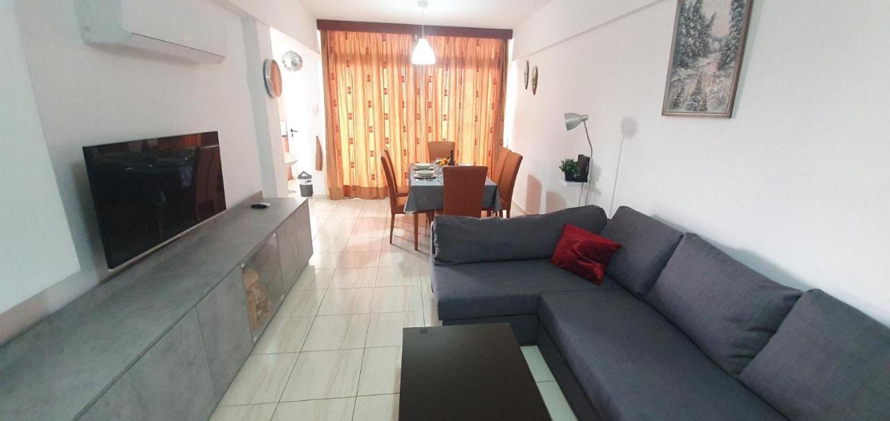 Vasilas Holiday Apartment #2 Larnaka Exterior foto