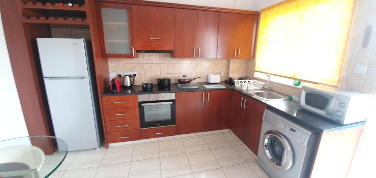 Vasilas Holiday Apartment #2 Larnaka Exterior foto
